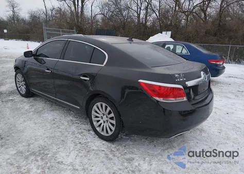 2013 Buick Lacrosse Leather Group z USA, uszkodzony, nr VIN 1G4GC5E32DF296286